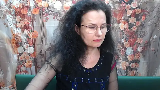 Miroslava Happi online show from 05/11/26, 04:04