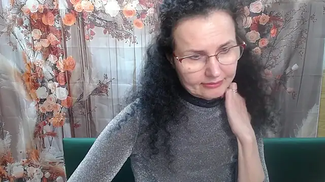 Miroslava Happi online show from 05/15/26, 06:09