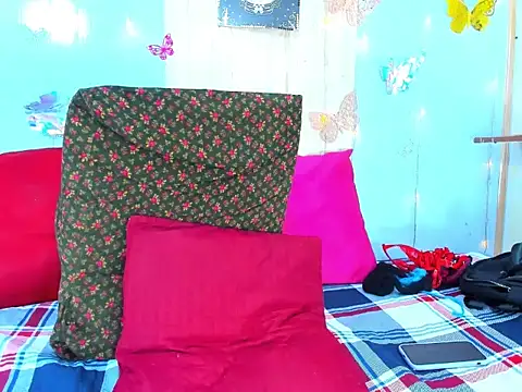 corynatayler online show from 11/28/25, 11:07