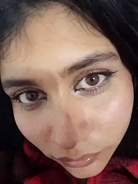 CHLOE ISABELL online show from 03/13/25, 10:32