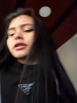 CHLOE ISABELL online show from 09/13/25, 09:03