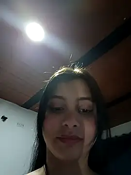 CHLOE ISABELL online show from 11/15/25, 03:48