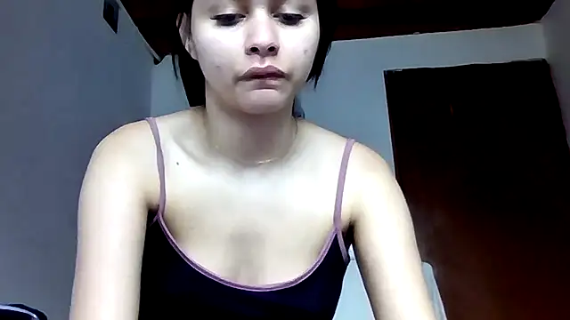 CHLOE ISABELL online show from 04/08/26, 07:03