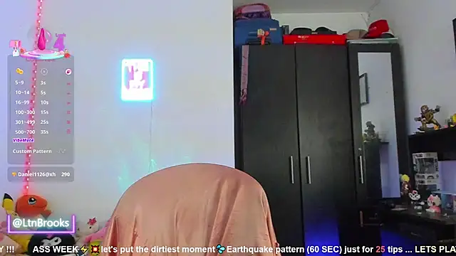 Snapshot of Annaa_Brooks chatting on 10/12/25, 12:04 Annaa Brooks online show from 10/12/25, 12:04