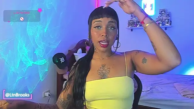 Snapshot of Annaa_Brooks chatting on 11/30/25, 05:22 Annaa Brooks online show from 11/30/25, 05:22