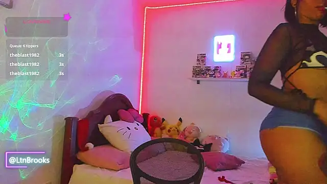 Snapshot of Annaa_Brooks chatting on 12/20/25, 02:24 Annaa Brooks online show from 12/20/25, 02:24