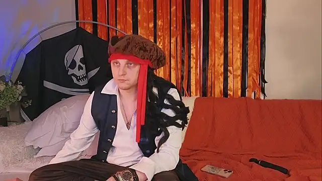 Saint Vicious online show from 10/28/25, 08:11