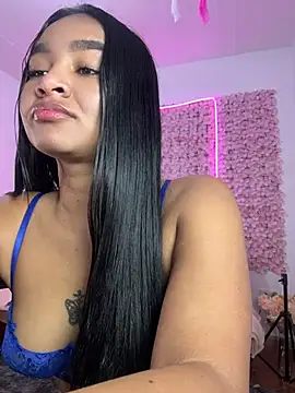 Snapshot of Lynda_Bonnie chatting on 06/06/26, 04:12 Lynda Bonnie online show from 06/06/26, 04:12