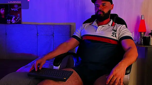 Snapshot of Luke_Diaz7 chatting on 03/14/26, 11:21 Luke Diaz7 online show from 03/14/26, 11:21