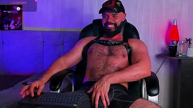 Snapshot of Luke_Diaz7 chatting on 03/15/26, 11:27 Luke Diaz7 online show from 03/15/26, 11:27