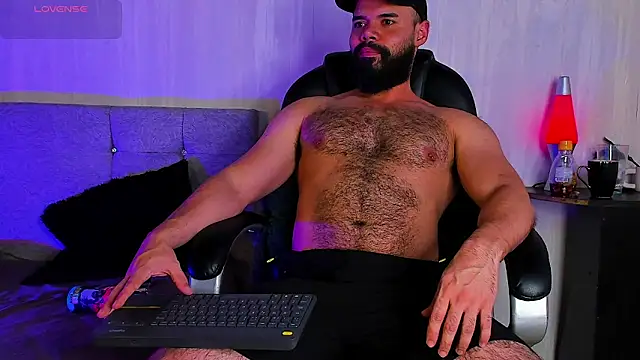 Snapshot of Luke_Diaz7 chatting on 04/04/26, 09:45 Luke Diaz7 online show from 04/04/26, 09:45