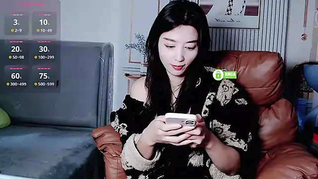 Snapshot of Tangtang-baby chatting on 03/03/25, 05:42 Tangtang-baby online show from 03/03/25, 05:42