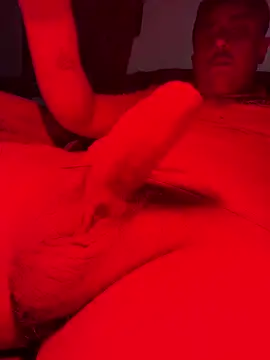 Snapshot of ElCangri19 chatting on 04/26/26, 04:32 ElCangri19 online show from 04/26/26, 04:32