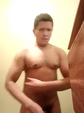 Snapshot of machoactivo1 chatting on 02/10/25, 11:57 machoactivo1 online show from 02/10/25, 11:57