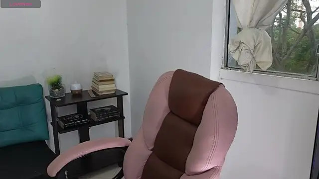 atenea 02 love online show from 05/25/26, 10:05