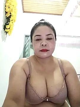 Baby-bigtits2024 online show from 03/11/25, 12:06