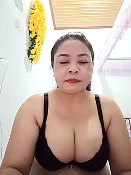 Baby-bigtits2024 online show from 03/14/25, 12:40