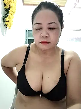 Baby-bigtits2024 online show from 09/21/25, 09:49