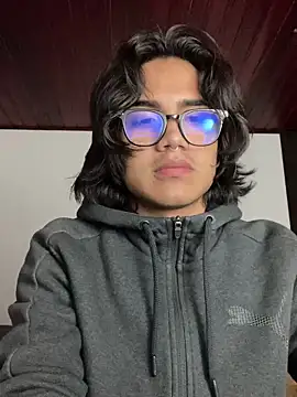 shadowsofgarden online show from 02/19/25, 04:01