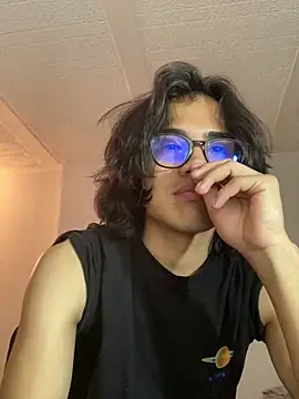 shadowsofgarden online show from 03/12/25, 01:14