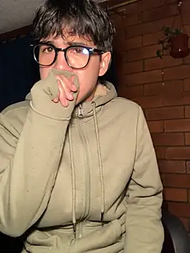 shadowsofgarden online show from 03/20/25, 10:32