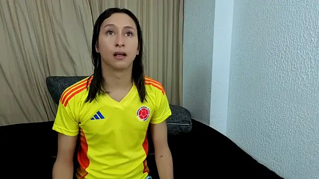 Snapshot of Georgina_Palacios_ chatting on 06/24/26, 03:16 Georgina Palacios online show from 06/24/26, 03:16