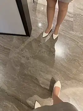 Snapshot of Mia-77 chatting on 03/26/26, 09:26 Mia-77 online show from 03/26/26, 09:26