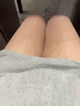 Snapshot of Mia-77 chatting on 04/02/26, 03:04 Mia-77 online show from 04/02/26, 03:04