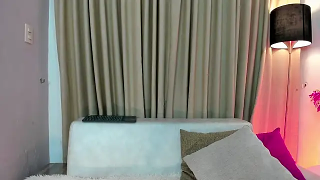 MiaHertz online show from 03/01/25, 11:58