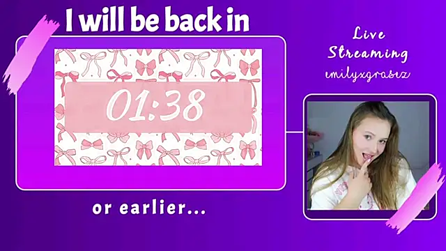 Snapshot of EmilyxxGraces chatting on 10/15/25, 10:54 EmilyxxGraces online show from 10/15/25, 10:54