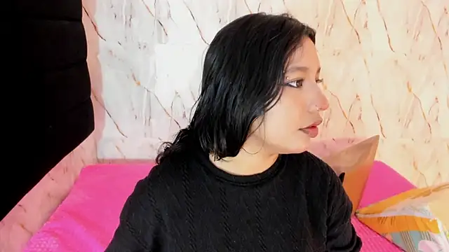 Snapshot of ParanoidTemptaion_ chatting on 11/08/25, 12:27 ParanoidTemptaion online show from 11/08/25, 12:27