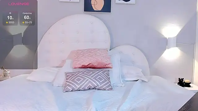 Snapshot of crisdegli_ chatting on 03/05/25, 02:56 crisdegli online show from 03/05/25, 02:56