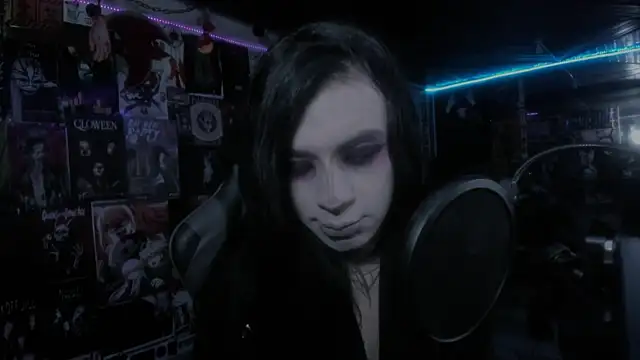 Snapshot of rotten_dreams chatting on 02/27/25, 12:23 rotten dreams online show from 02/27/25, 12:23