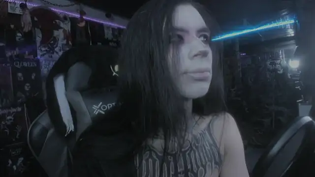 Snapshot of rotten_dreams chatting on 03/21/25, 12:28 rotten dreams online show from 03/21/25, 12:28