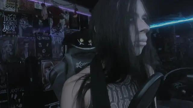 Snapshot of rotten_dreams chatting on 03/22/25, 10:48 rotten dreams online show from 03/22/25, 10:48