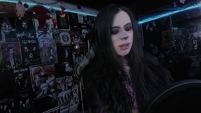 Snapshot of rotten_dreams chatting on 10/02/25, 11:01 rotten dreams online show from 10/02/25, 11:01