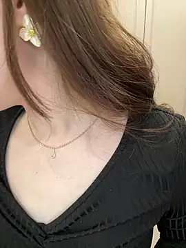 Jackie White  online show from 02/28/25, 04:20