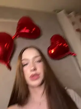 Jackie White  online show from 03/05/25, 07:49