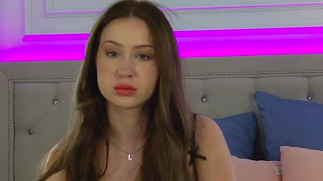 Jackie White  online show from 09/13/25, 03:06