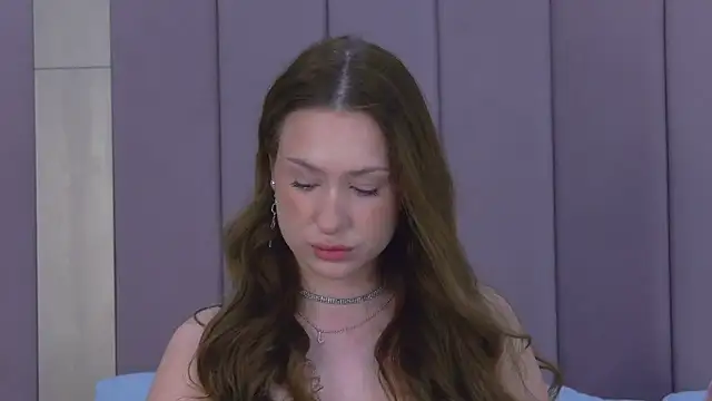 Jackie White  online show from 10/05/25, 03:38