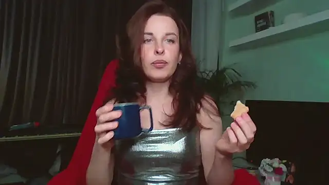 Snapshot of MollyBer chatting on 03/22/26, 05:38 MollyBer online show from 03/22/26, 05:38