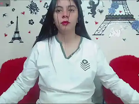 Snapshot of gatitoivanova chatting on 03/07/25, 08:13 gatitoivanova online show from 03/07/25, 08:13