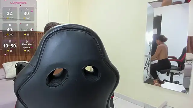 MELINAMARTINS online show from 09/25/25, 07:39