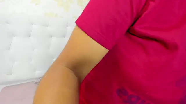 Snapshot of MELINAMARTINS chatting on 01/09/26, 07:26 MELINAMARTINS online show from 01/09/26, 07:26