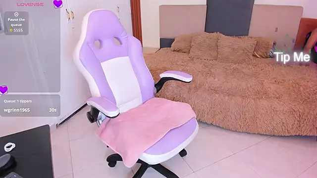 Snapshot of cristal_crossfitx chatting on 03/05/26, 10:22 cristal crossfitx online show from 03/05/26, 10:22