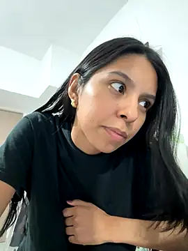 Valeedoll online show from 11/25/25, 03:06