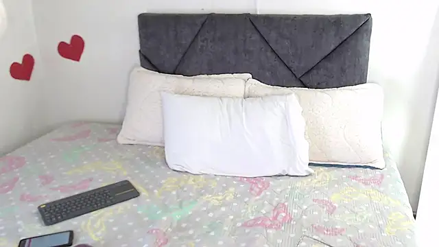 sara sharma  online show from 03/21/25, 08:28