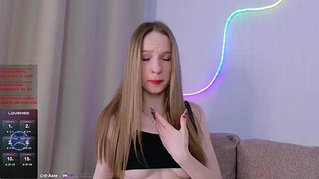 b4by Emilia online show from 12/17/25, 09:37