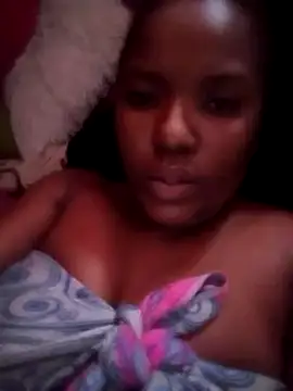 Snapshot of Coco_Nile chatting on 03/04/25, 03:04 Coco Nile online show from 03/04/25, 03:04