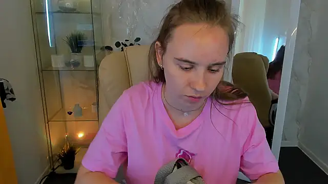 Lika 0ne online show from 09/27/25, 11:59